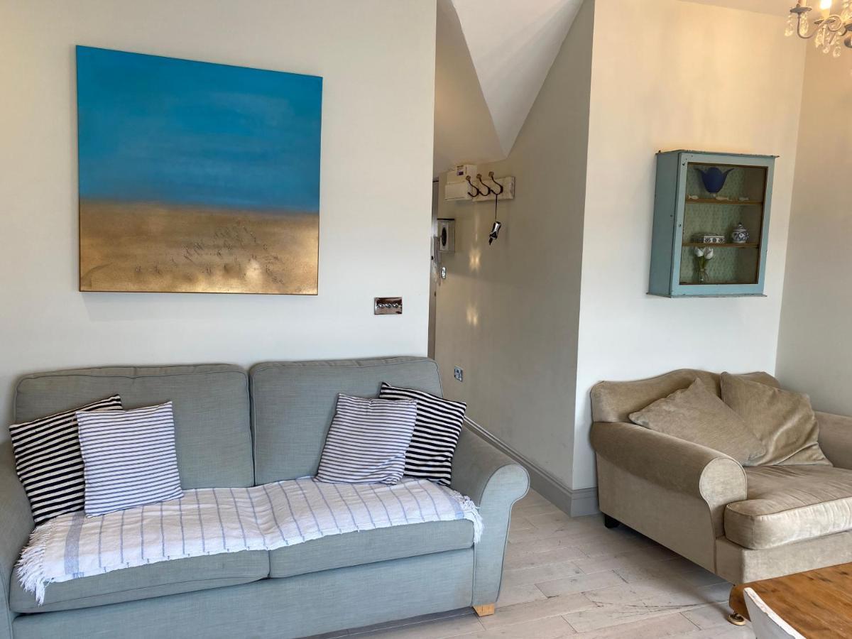 Little Dolly Sea View 2 Bedroom Apartment, St Ives Town, Dog Friendly Exterior photo