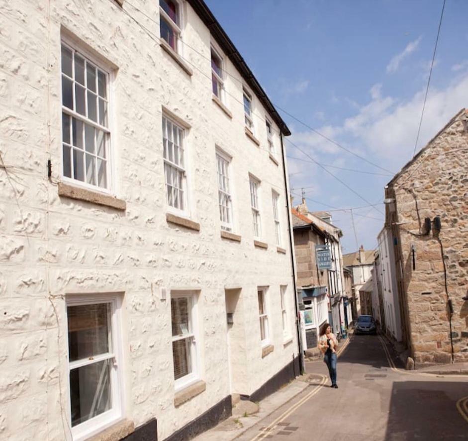 Little Dolly Sea View 2 Bedroom Apartment, St Ives Town, Dog Friendly Exterior photo