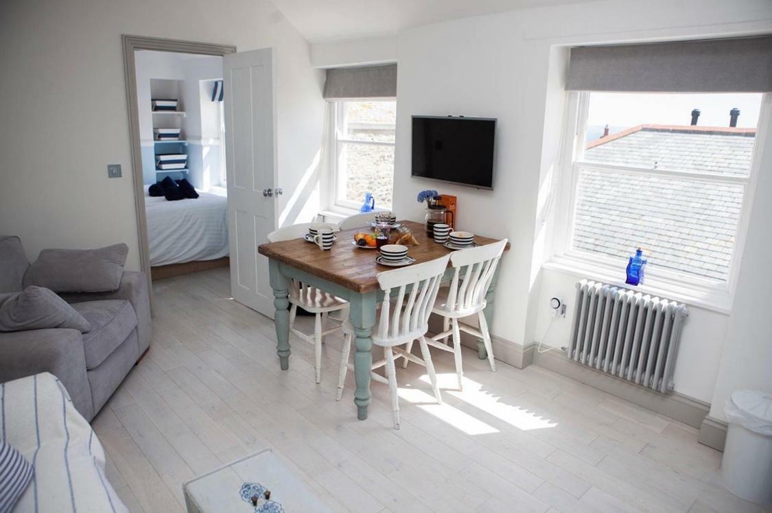 Little Dolly Sea View 2 Bedroom Apartment, St Ives Town, Dog Friendly Exterior photo