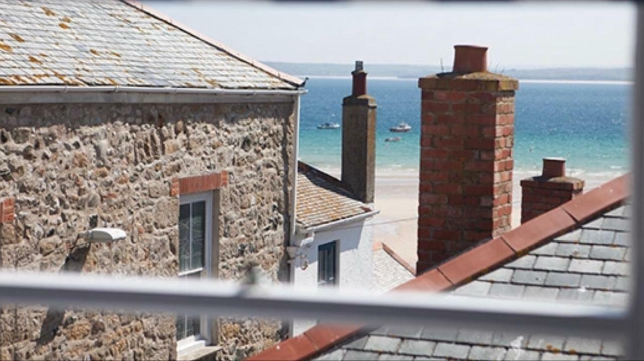 Little Dolly Sea View 2 Bedroom Apartment, St Ives Town, Dog Friendly Exterior photo